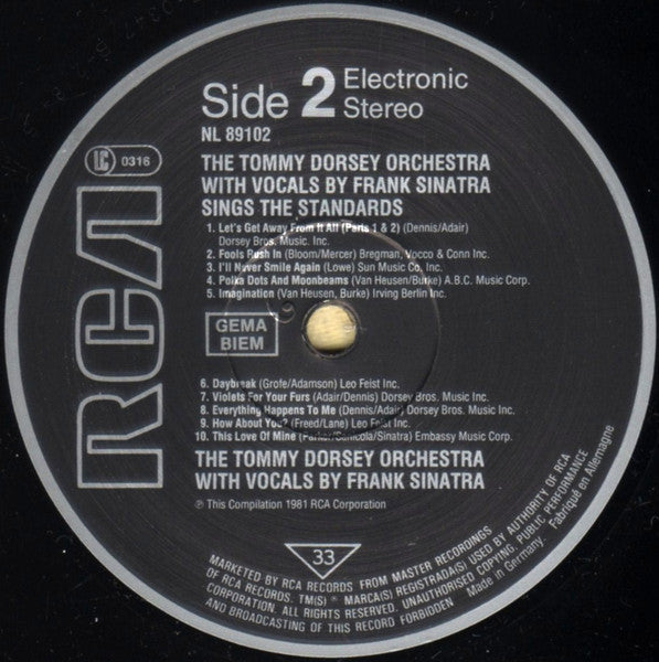 Sings The Standards - Image 4